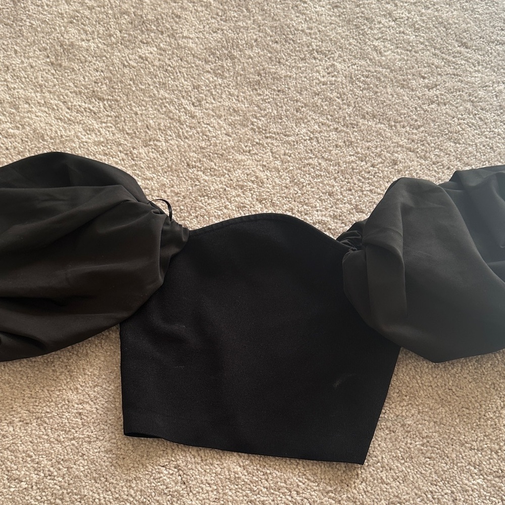 Astr Black Puff Sleeve Blouse